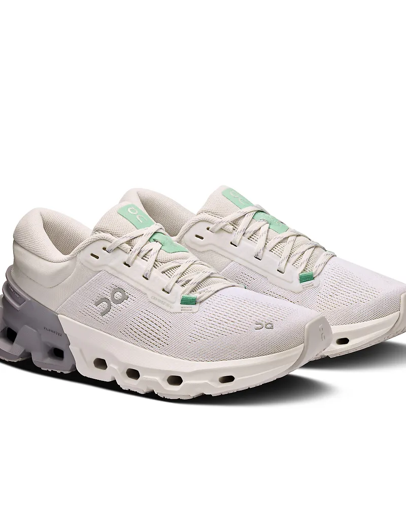 Women's On Cloudflyer 5 3 Women's On Cloudflyer 5