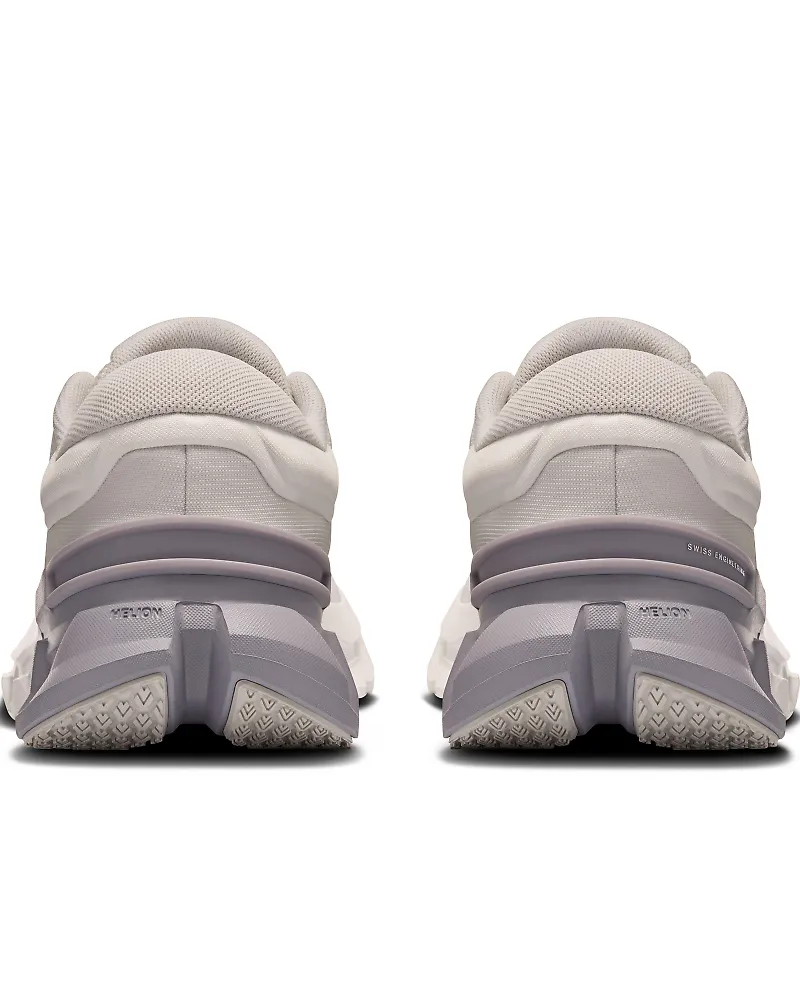 Women's On Cloudflyer 5 6 Women's On Cloudflyer 5