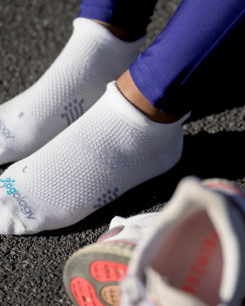 Jogology Low Cushion No Show 4 Jogology Low Cushion No Show