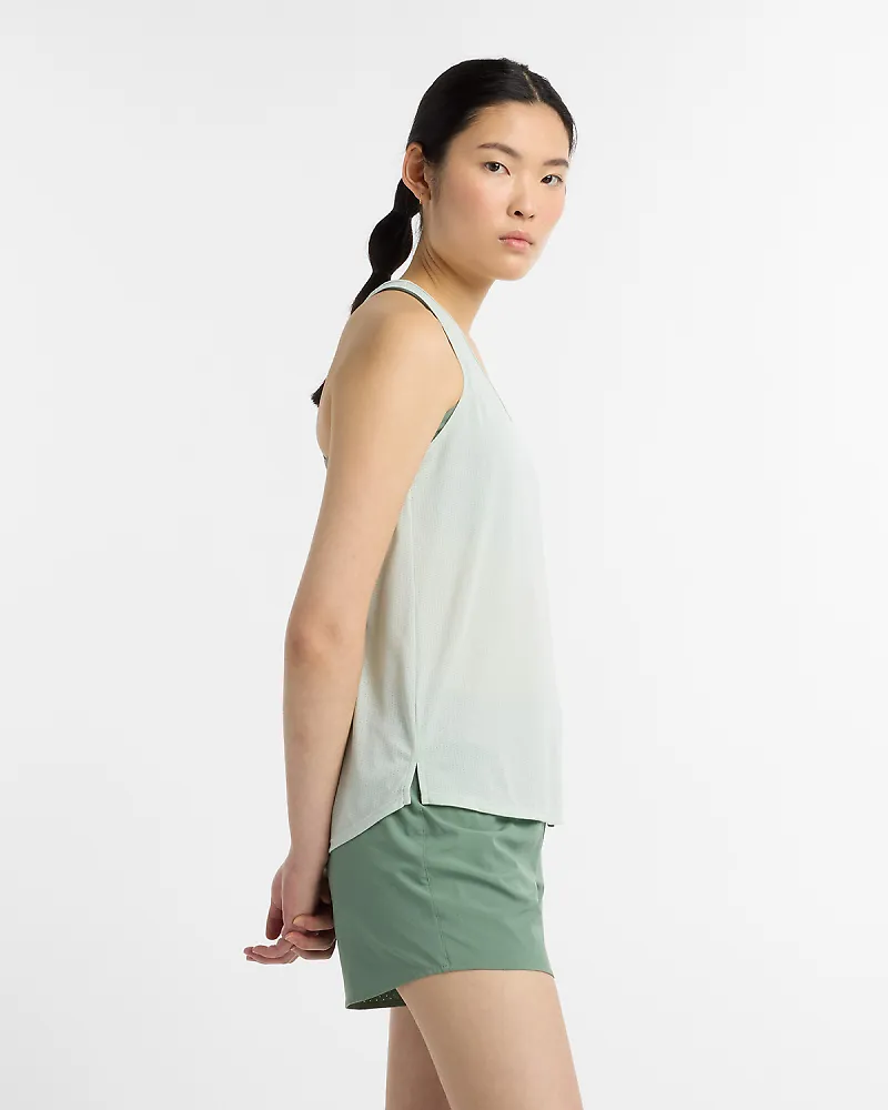 Women's New Balance Athletics Tank 3 Women's New Balance Athletics Tank
